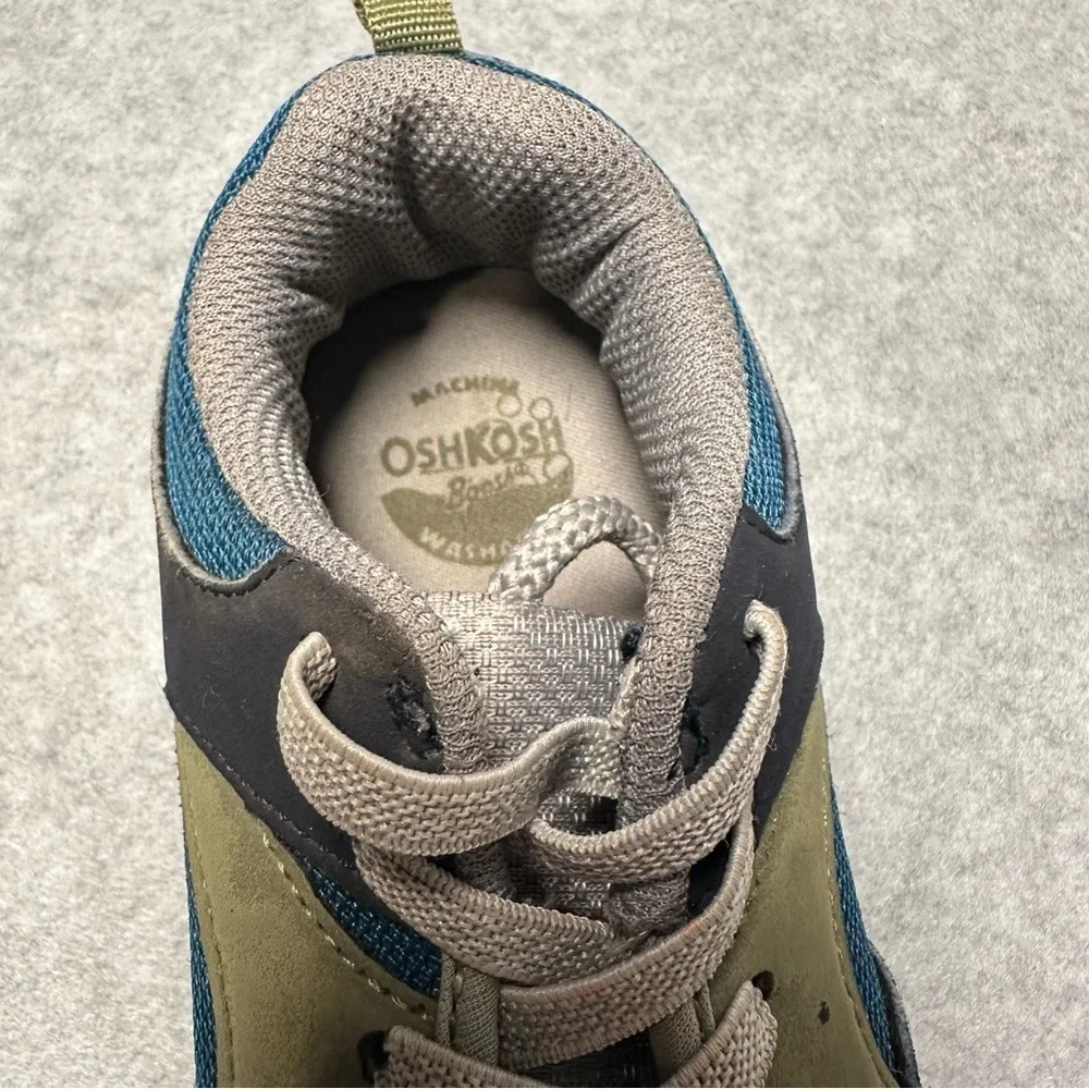 OshKosh B'gosh Fable Kids Sneakers Blue Green Colorblock Size 12M